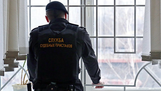 30 янв — РИА Новости. В Краснодарском крае судебный пристав арестовал взлетающий с аэродрома ...
