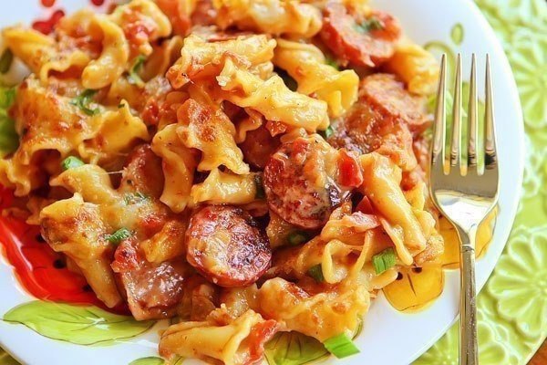 ТОП-10 ВКУСНЕЙШИХ РЕЦЕПТОВ ПАСТЫ.Просто, сытно и полезно 1. Спагетти со сливочно-грибным ... - 6