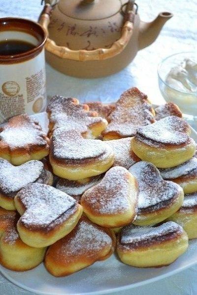 Пышки-малышки. Ингредиенты: Кефир — 250 г Сахар — 5 ст. л. Сода — 1 ч. л. без горки Соль — 0,5 ч. л. ...