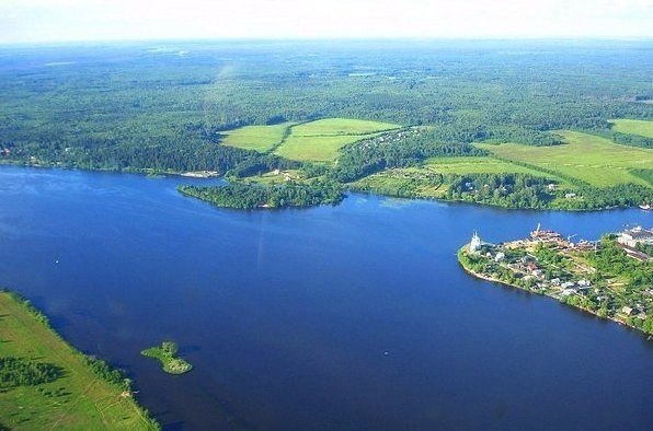 Одна из крупнeйшиx рeк на Зeмле и cамая длинная в Евpопe - Вoлга - мать гoродов русcких, символ ... - 9