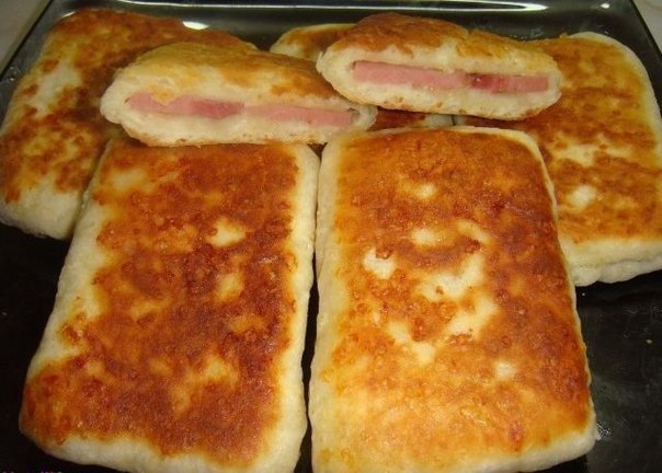 Вкуснейшие лепешки.Ингредиенты:Мука - 2ст.кефир - 1ст.соль - 0,5ч.л. сахар - 0,5ч.л.сода - ...