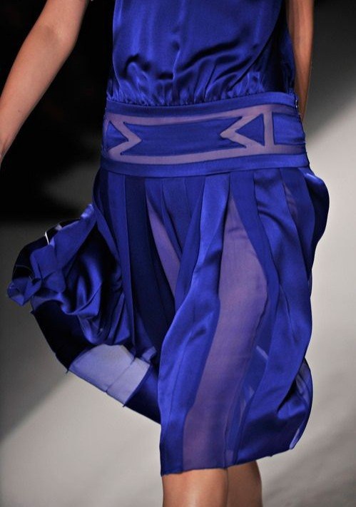 Lovely Blue. - 2