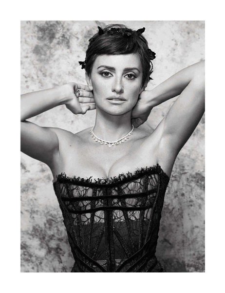 PENELOPE CRUZ FOR VOGUE SPAIN - 4