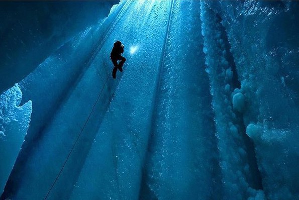   - 6  2017  04:04 - 8