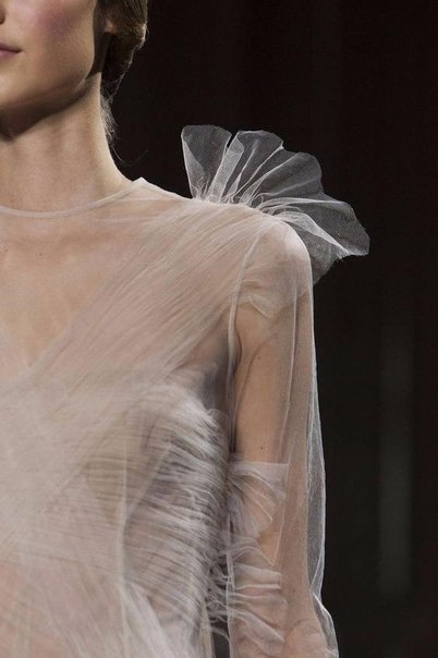 Valentino details - 3