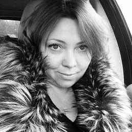 Julia, , 44 