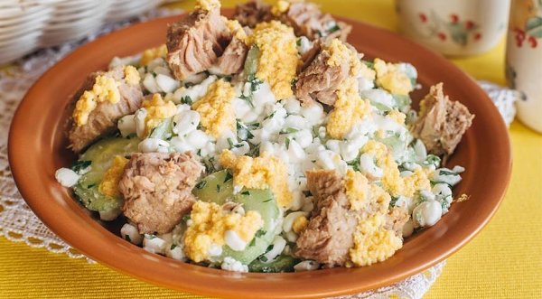 5 лёгких и очень вкусных салатов до 100 ккал (на 100 г).Сохрани себе!1. Супер-лёгкий салатик для ... - 3