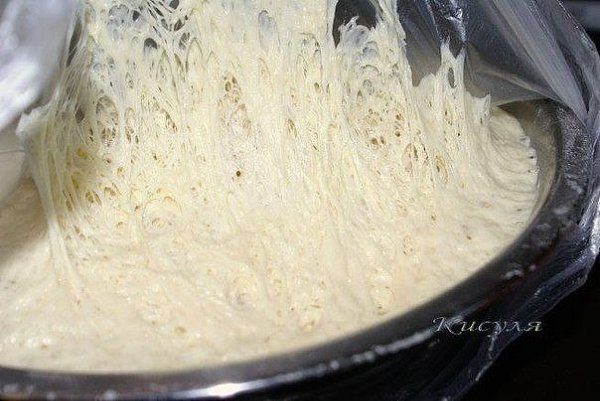 Пирожки с мясной начинкой.Ингредиенты:молоко 400 гмасло сливочное 150 гсахар 2 ст. л.соль 0,5 ч. ... - 2