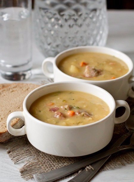 ГОРОХОВЫЙ СУП.Суп очень-очень вкусный. Получается густым, сытным, с насыщенным вкусом копченостей. ...