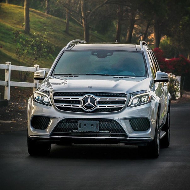 Mercedes GLS