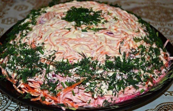 САЛАТ «КОРЕЛЬ» — ВКУСНОТИЩА НЕОБЫКНОВЕННАЯ! Ингредиенты: — 400 гр отварной говядины — 400 гр ...