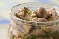 ВКУСНЕЙШИЕ ГРИБОЧКИ В ЛЁГКОМ МАРИНАДЕ.Обязательно попробуйте!Ингредиенты:500 гр - шампиньонов2-3 ... - 4