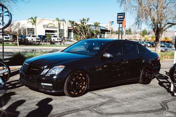 Mercedes-Benz E63 AMG