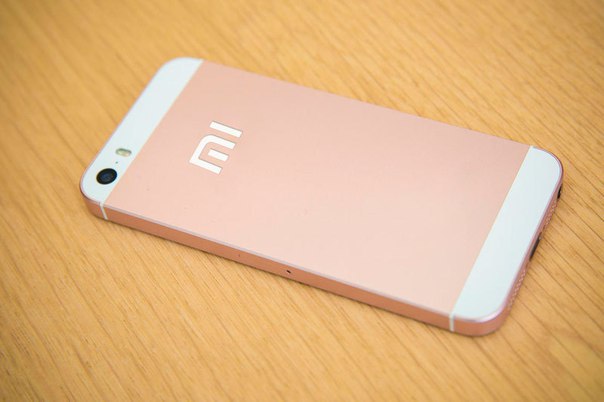 Xiaomi готовит ответ на iPhone SE – компактный смартфон Xiaomi mini с топовой «начинкой».Компания ...