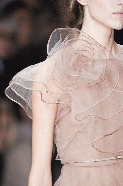 Valentino details - 8