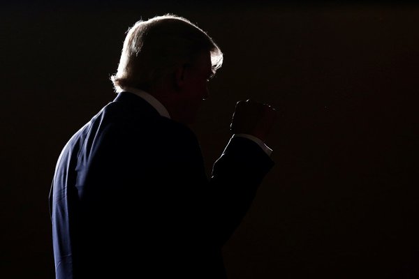 Автор «досье» на Трампа спешно покинул свой дом в Британии.Автор доклада о якобы существующем ...