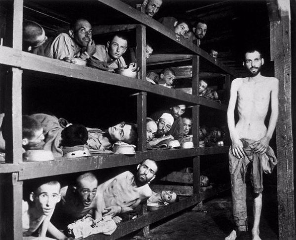 Русские не сдаются никогда! В ночь со 2 на 3 февраля 1945 года заключенных концлагеря Маутхаузен ...