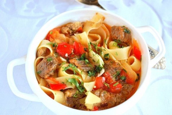 Вкуснейший лагман. Лагман - популярное среднеазиатское национальное блюдо, а если точнее, то просто ...