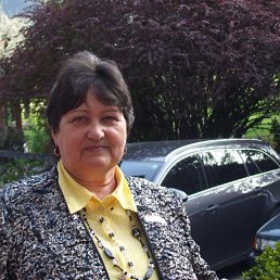 Elena, , 70 