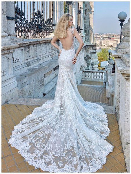 Galia Lahav Couture.