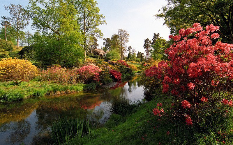 ))). Leonardslee Gardens (  ) , Horsham, West Sussex    ... - 3