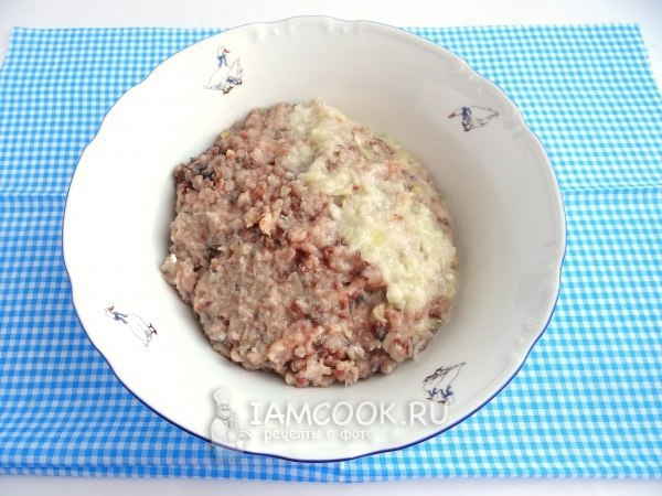 КОТЛЕТЫ ИЗ СВЕЖЕМОРОЖЕНОЙ СКУМБРИИ.Из свежемороженой скумбрии можно приготовить сочные, нежные и ... - 5