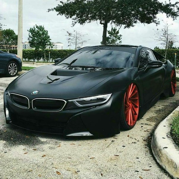 i8
