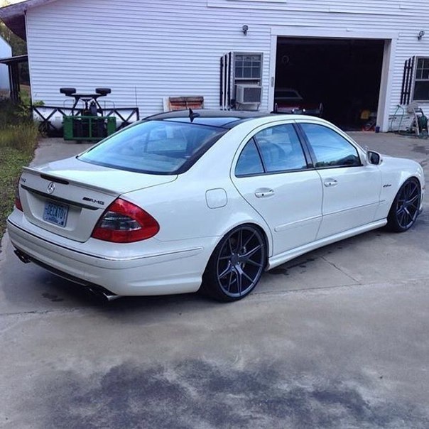 Mercedes-Benz E63 AMG