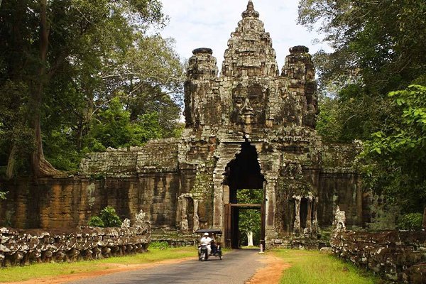     (Angkor Thom),  - 2