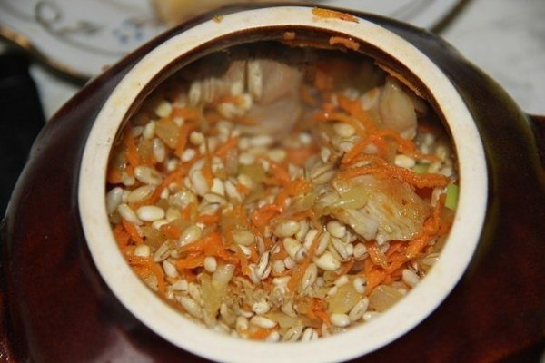 Перловая каша с мясом в горшочках. Не все любят перловую крупу, а зря. Кто-то не умеет ее вкусно ... - 6