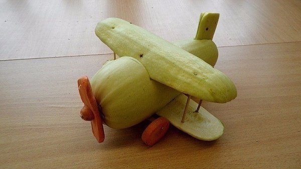 Поделки из овощей в садик. По-моему, они все достойны первого места! :) - 4