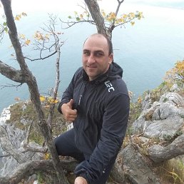 ������� �����������, �����������, 42 ����