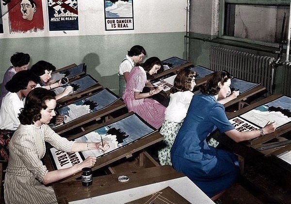     1942 .