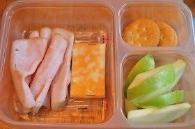 Семь вариантов вкусных и полезных перекусов на работе.1. Виноград, миндаль, плавленый сыр, ... - 5