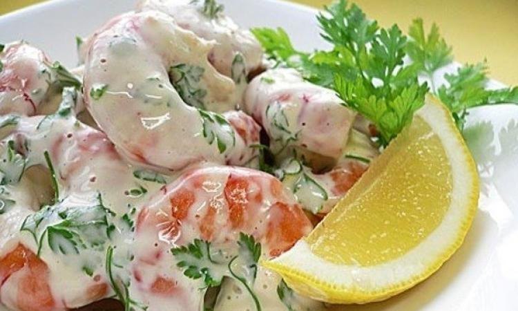 Лёгкий салат с креветками к ужину .на 100грамм - 62.83 ккалБ/Ж/У - 7.09/1.74/4.64 Ингредиенты: 200 г ...
