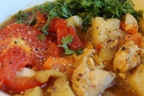 Овощное рагу с курицей.Ингредиенты:Куриное филе или куриная грудка - 600 грКартофель - 400 грЛук ... - 4