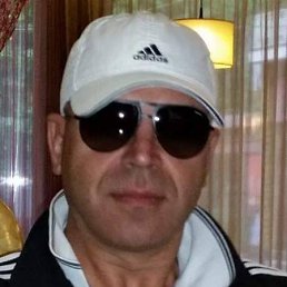 Halil, 52, 