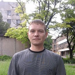 aleksandr, 39, 