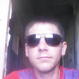 Nikolas, �������, 43 ����