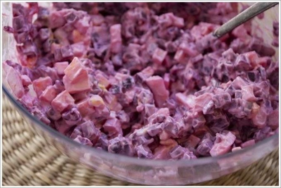 Свекольный салат: правильная вкуснятина! .на 100грамм - 99.11 ккалБ/Ж/У - ...