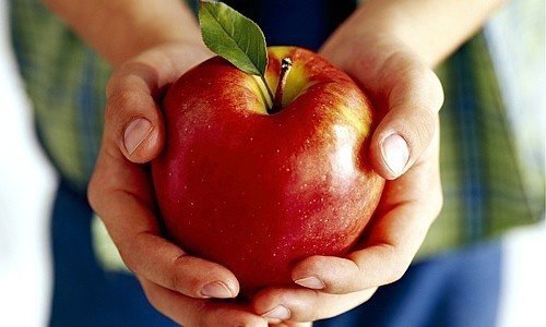 Найдено средство, продлевающее жизнь.Ежедневное употребление в пищу яблок может снизить риск ранней ...