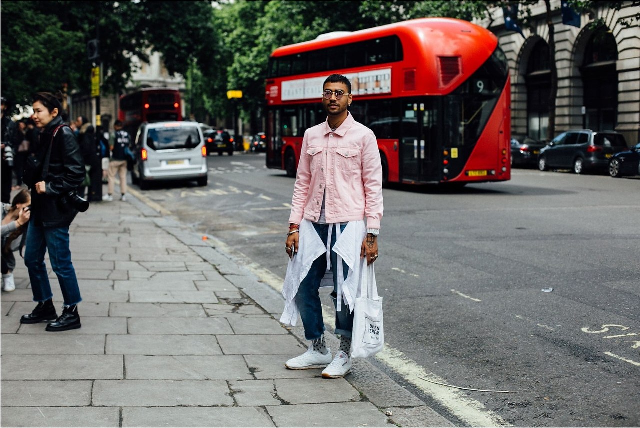 #street_style@sewing_https://fotostrana.ru/away?to=/sl/pFO2 Best Street Style From the London Spring 18 Menswear Shows - 4