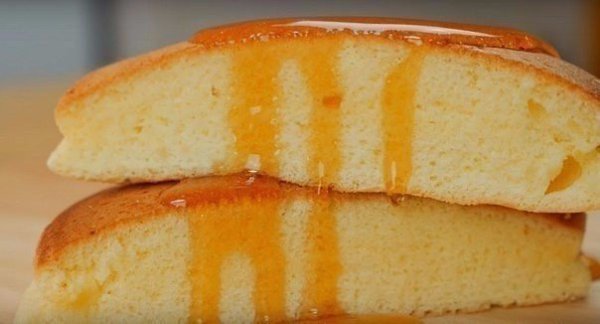 Ты больше не захочешь готовить оладьи иначе! Золотой рецепт. Вкусные пышные оладьи Ингредиенты: 5 ...