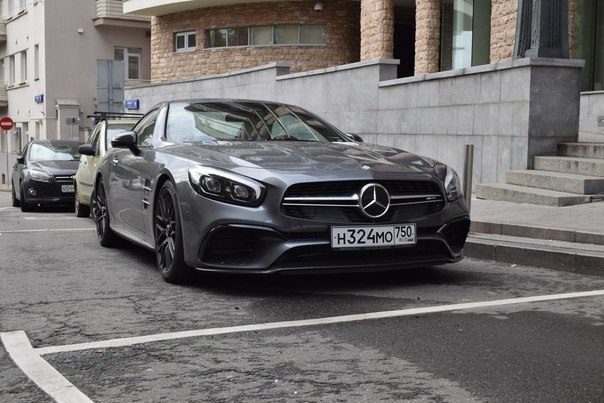 Mercedes-AMG SL63