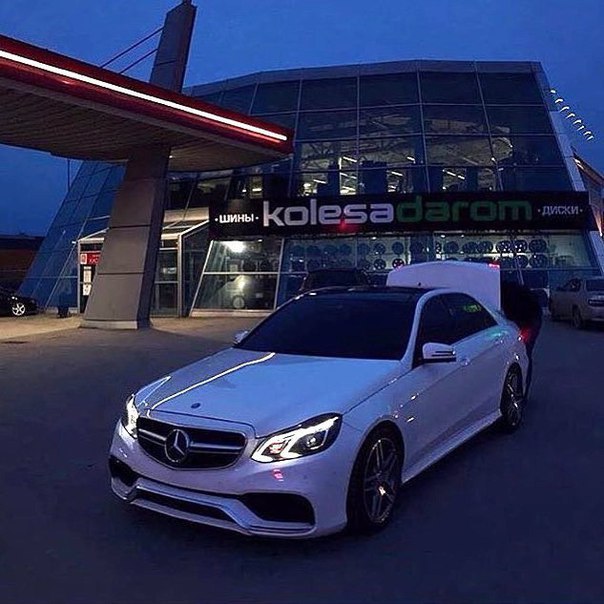 Mercedes-Benz E63 AMG W212