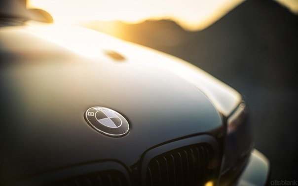  | BMW - 5  2017  03:37