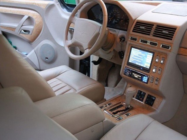 -13      .   Mercedes-Benz S600 - 2