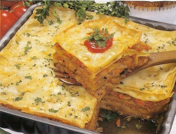 Лазанья с мясом и капустой.Ингредиенты:Большие пласты лазаньи - 12 шт.Фарш мясной - 300 гКапуста - ...
