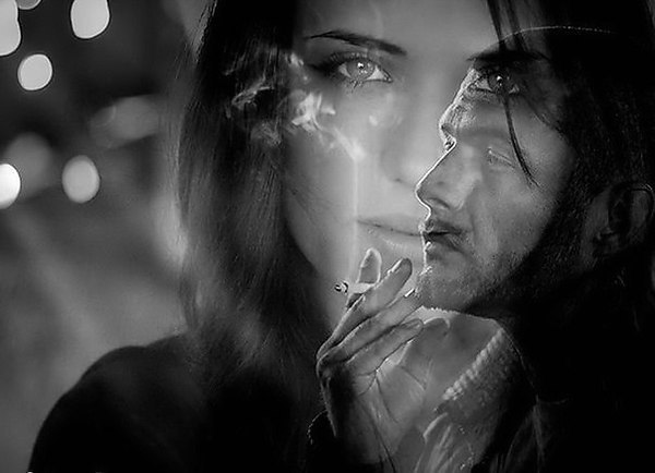 — Скучаешь?.. — Скучаю!.. — Так что же не пишешь?.. — Боюсь не ответишь, боюсь не услышишь. — А ...