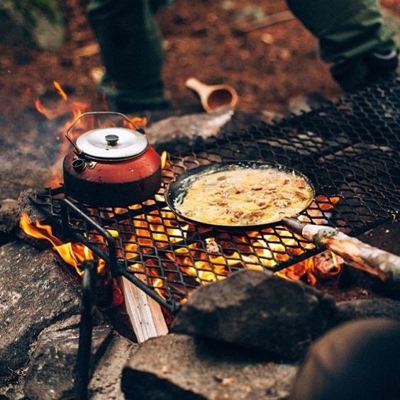 Свежий воздух, вкусная еда, прекрасные виды вокруг. В такие моменты больше нечего желать! - 5